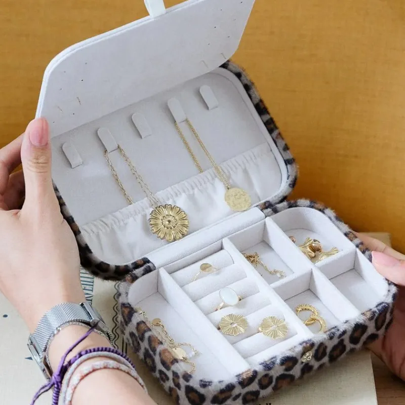 Les Bijoux|Les Accessoires<Maison Scarlett Boîte à Bijoux de Voyage Brigitte Velours Léopard,
