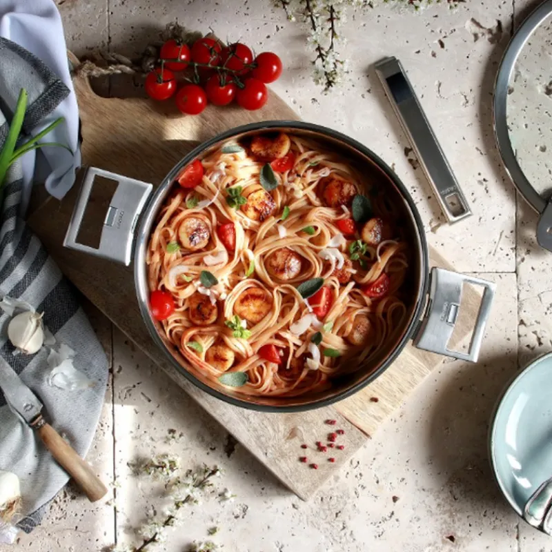 Sauteuses Inox<CRISTEL Sauteuse 26cm inox strate amovible,